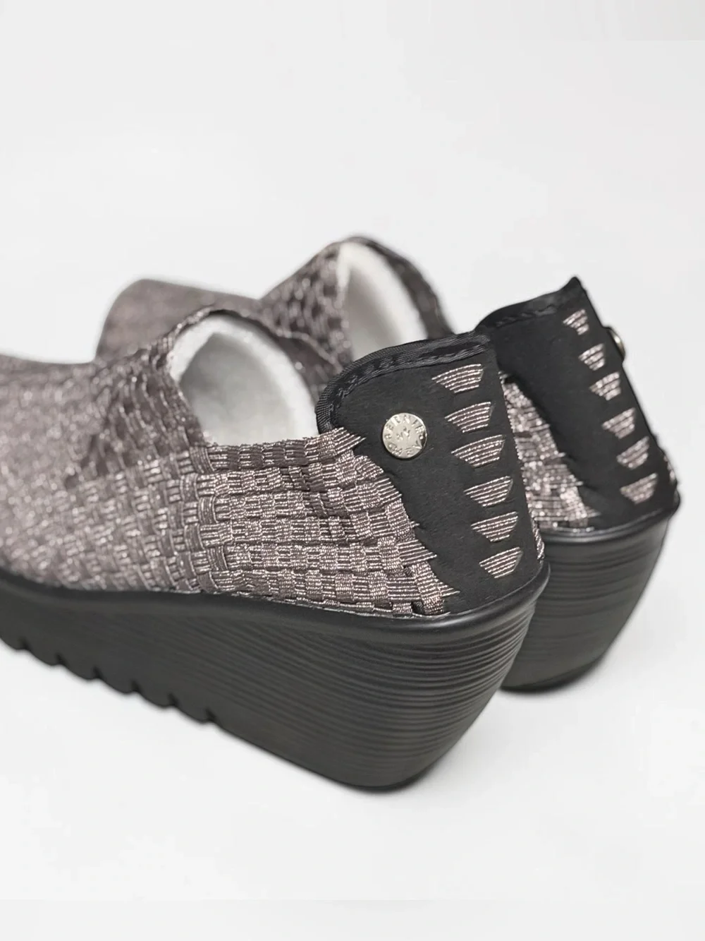 bernie mev Gem Woven Elastic Slip-On Wedge Metallic Pewter Sneakers EU38
